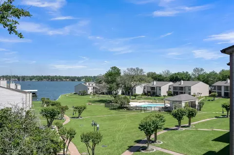 View/Area - 301- Building D Lakeview Ter, Conroe, TX 77384 photo 1 of 6