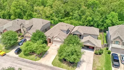 2233 Oak Circle Dr N, Conroe, TX 77301 photo 1