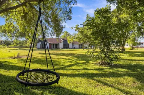4697 Wickwillow Ln, Alvin, TX 77511