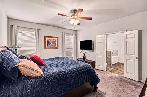 Bedroom - 320 Red Maple Ln, Conroe, TX 77304 photo 2 of 4