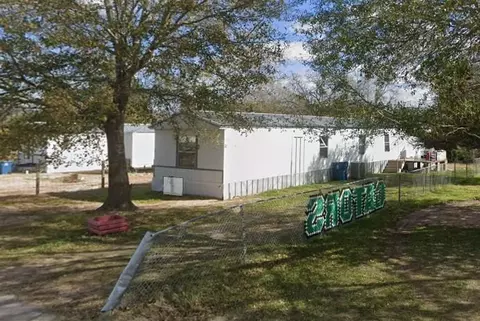 625 22nd St, Hempstead, TX 77445 photo 1