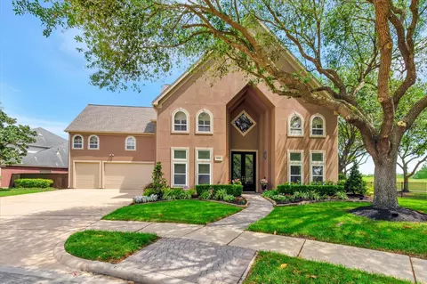 3806 Canyon Bluff Ct, Houston, TX 77059