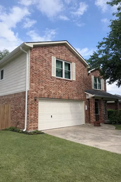 2719 Chatford Hollow Ln, Houston, TX 77014