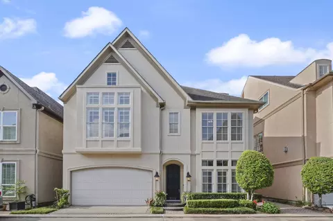 3219 N Pemberton Circle Dr, Houston, TX 77025
