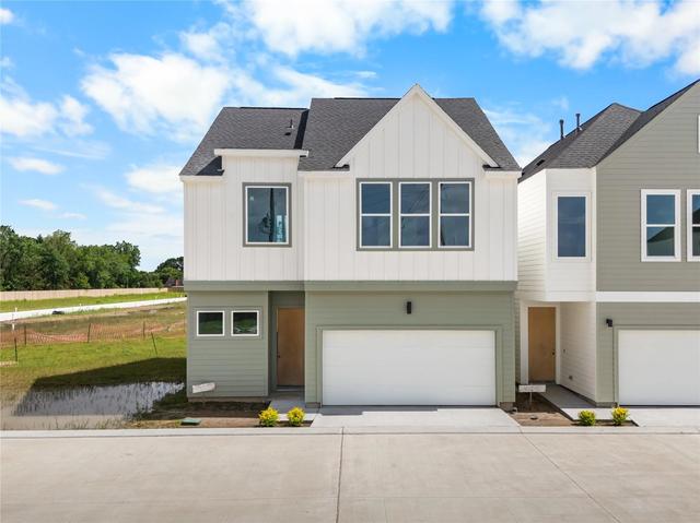4007 Buffalo Moon Dr, Houston, TX 77045