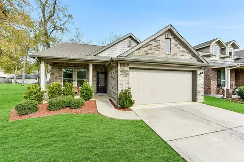 1004 Bulwark Dr, Crosby, TX 77532