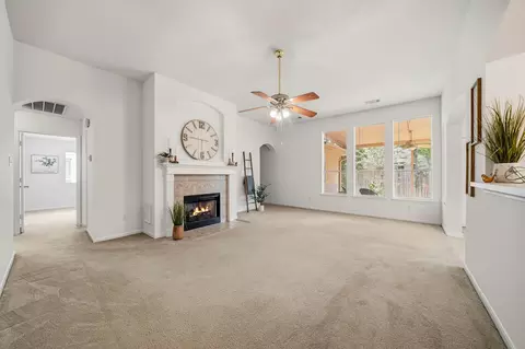 16831 Dunbar Grove Ct, Sugar Land, TX 77498