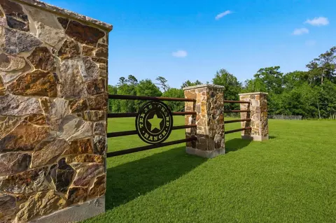 8-30 33 34 Brahman Ln, New Waverly, TX 77358