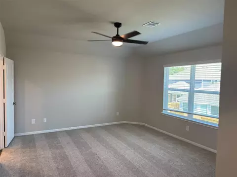 Bedroom - 2352 Pipefish Dr, Conroe, TX 77384 photo 1 of 9