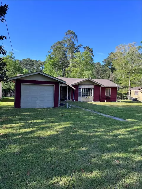 479 County Rd, Goodrich, TX 77335