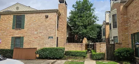 4000 Purdue St #107, Houston, TX 77005