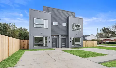 9315 Ashville Dr #A B, Houston, TX 77051