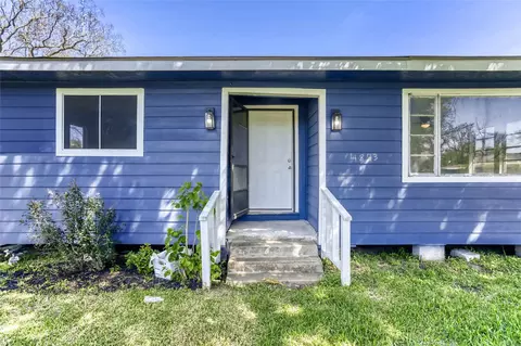 4843 Bricker St, Houston, TX 77033