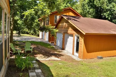 Exterior - 40 Pine Shadows Ln, Coldspring, TX 77331 photo 6 of 14