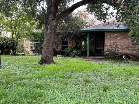 1427 W 22nd St, Houston, TX 77008