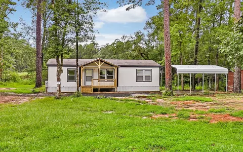 732 Lake Camelot Cir, Woodville, TX 75979