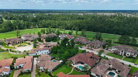 39 Post Shadow Estate Dr, Spring, TX 77389 photo 15