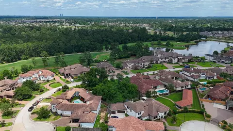 39 Post Shadow Estate Dr, Spring, TX 77389 photo 12