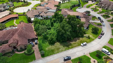 39 Post Shadow Estate Dr, Spring, TX 77389 photo 8