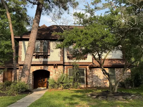 27014 S Pyeatt Ln, Conroe, TX 77385