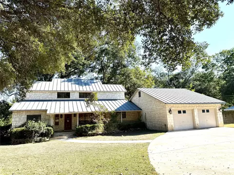 9030 River Rd, New Braunfels, TX 78132