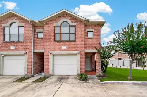 5941 S Loop Loop E #104, Houston, TX 77033
