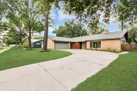 7527 Brush Wood Dr, Houston, TX 77088