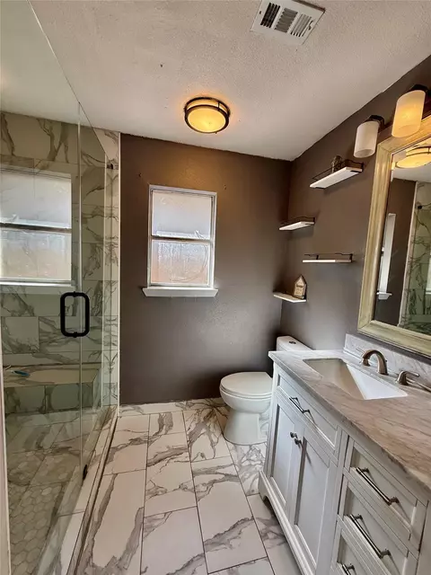 Bath - 6203 Sunnygate Dr, Spring, TX 77373 photo 5 of 5