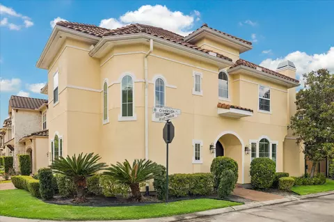 86 S Creekside Ct, Houston, TX 77055
