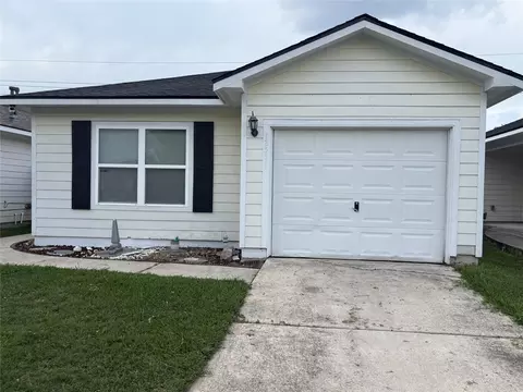 12551 Hammill Path Dr, Houston, TX 77066