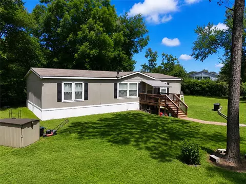 18416 Herrington Rd, Alvin, TX 77511