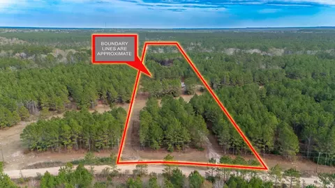 2265 Kickapoo Rd, Groveton, TX 75845