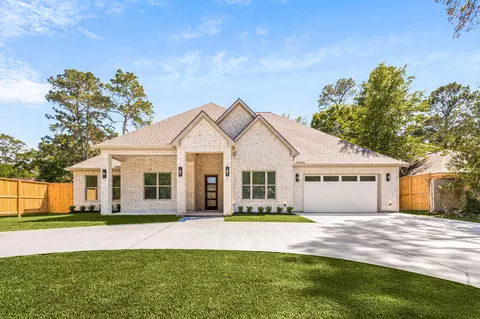 10519 Cypresswood Dr, Houston, TX 77070