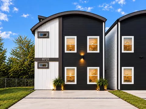 9721 Turnbow A And B St, Houston, TX 77029