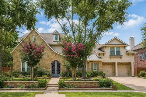 7522 Mulrain Dr, Sugar Land, TX 77479