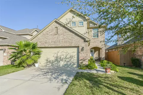2136 Windy Grove Dr, Texas City, TX 77568