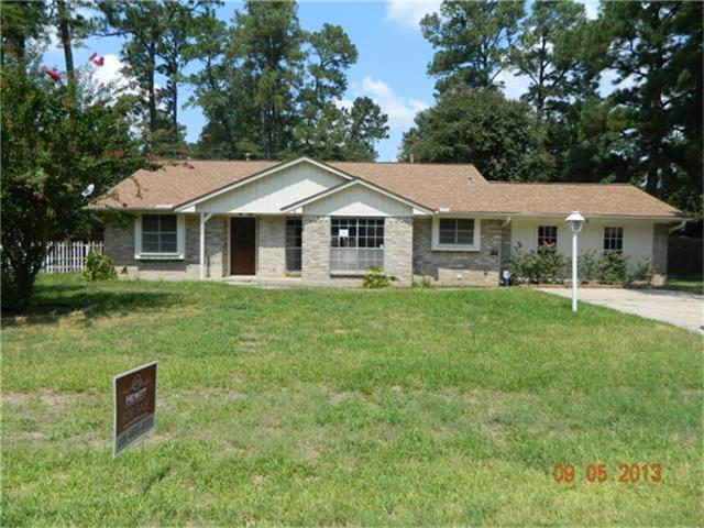 322 Maple Ln, Conroe, TX 77304 photo 1