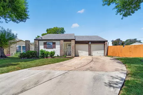 11626 Bexley Dr, Houston, TX 77099