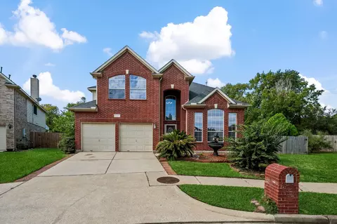 226 Persimmon Dr, Baytown, TX 77520