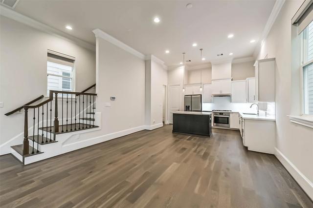 5308 S Capitol St, Houston, TX 77023