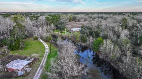 24995 Howser Dr, New Caney, TX 77357