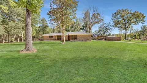 13762 Old Texaco Rd, Conroe, TX 77302 photo 1