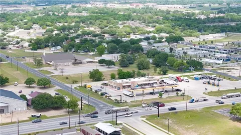 1801 Tabor Rd, Bryan, TX 77803 photo 9