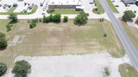 1801 Tabor Rd, Bryan, TX 77803 photo 4