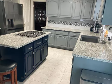 1819 Riverbend Xing, Sugar Land, TX 77478