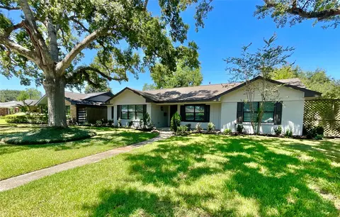 4302 Mcdermed Dr, Houston, TX 77035