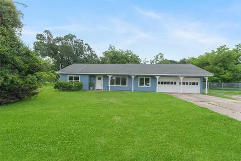 2627 Bayou Ave, Baytown, TX 77520