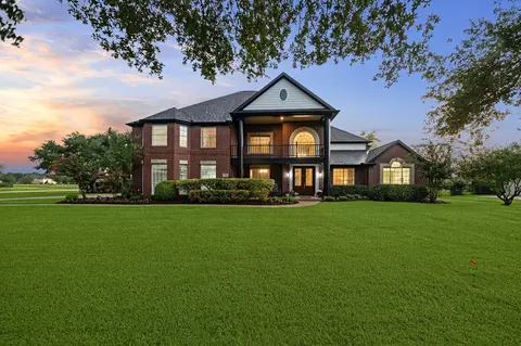 8826 Crown Jewel Dr, Richmond, TX 77469