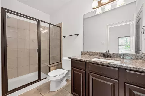 Bath - 28211 Rose Clover Ln, Spring, TX 77386 photo 6 of 6