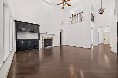 Living - 28211 Rose Clover Ln, Spring, TX 77386 photo 1 of 8
